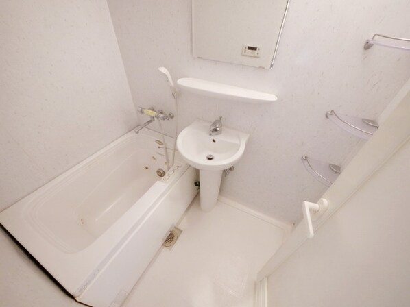 アムス志村の物件内観写真